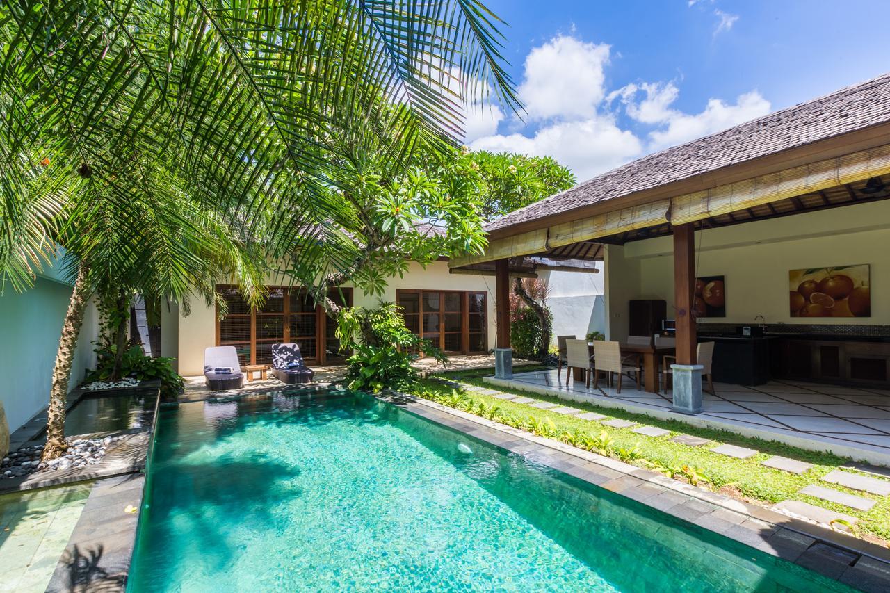 Villa Aisha Sanur Exteriör bild