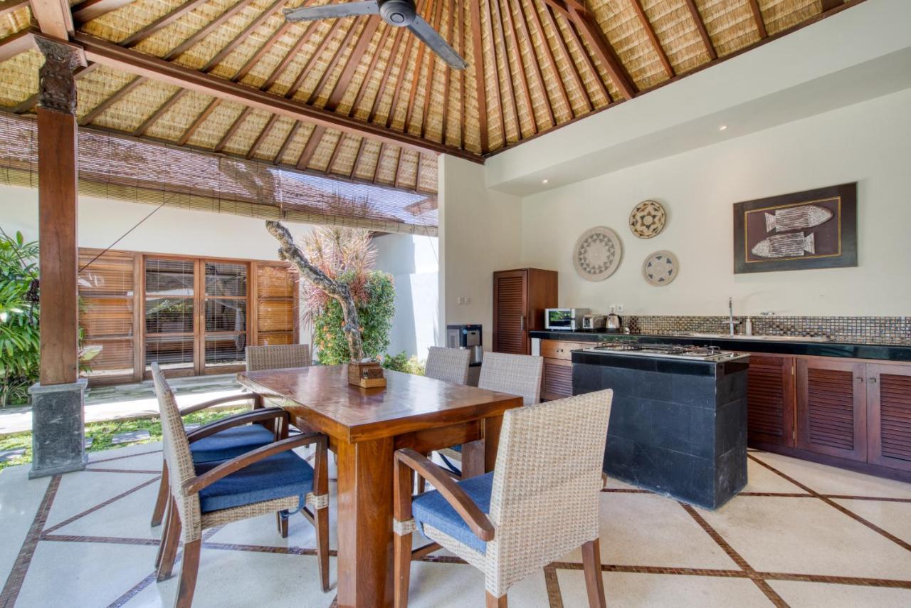 Villa Aisha Sanur Exteriör bild