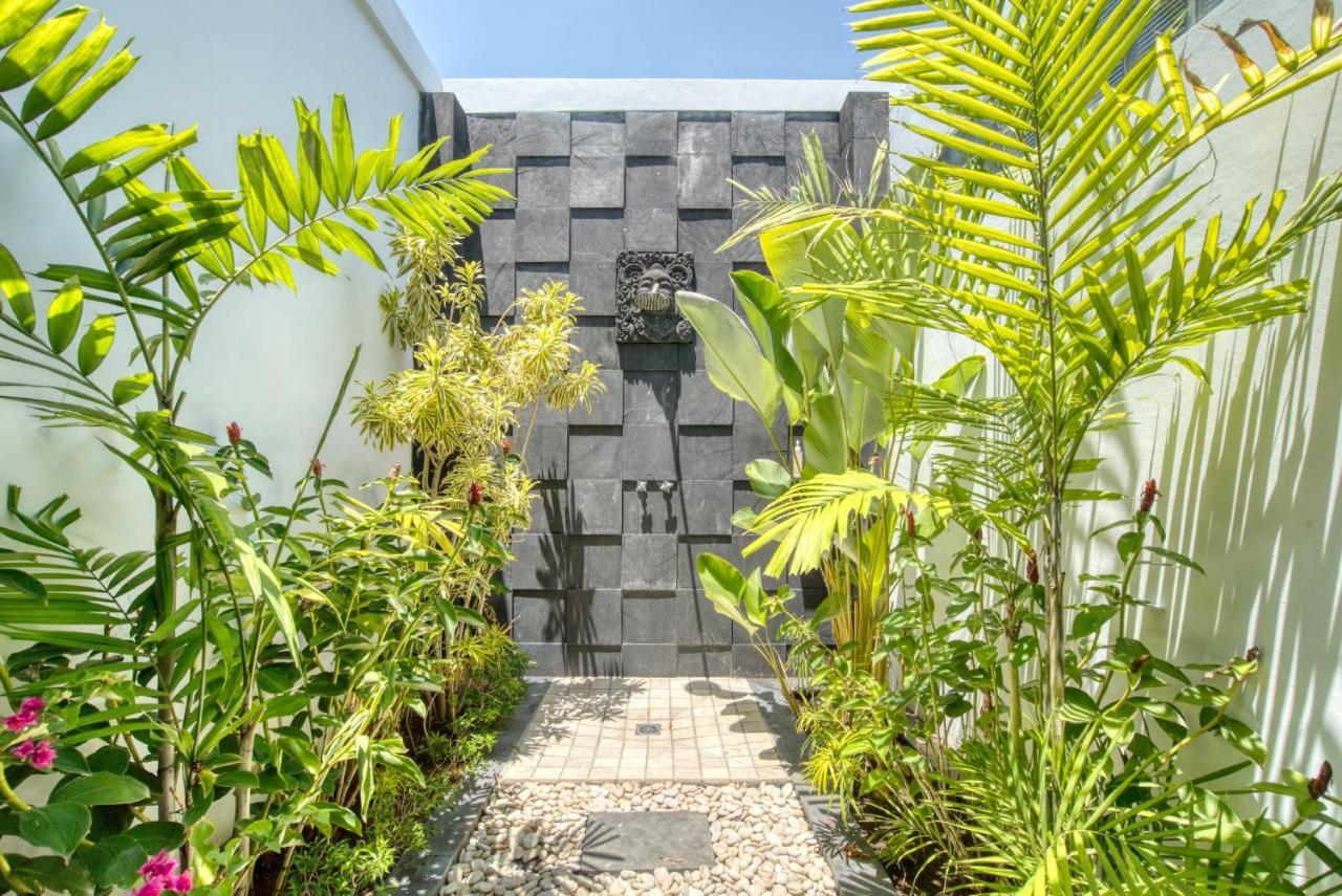 Villa Aisha Sanur Exteriör bild